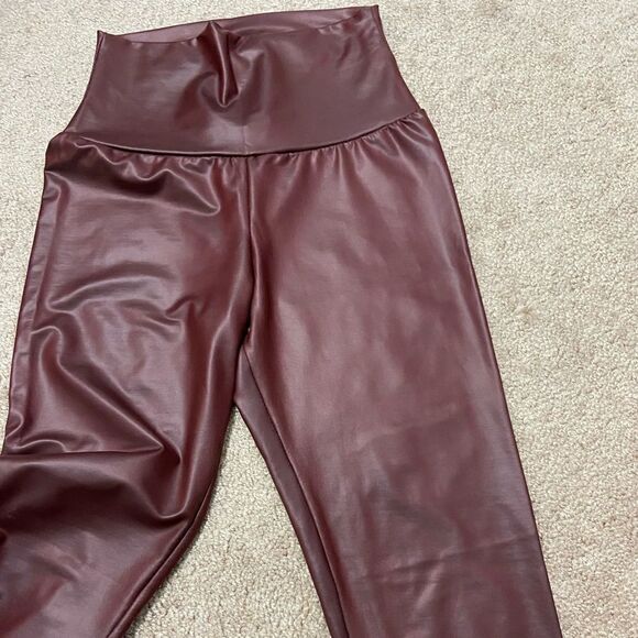 Milky Way High Waisted Burgundy Waxy Leggings - Picture 2 of 3